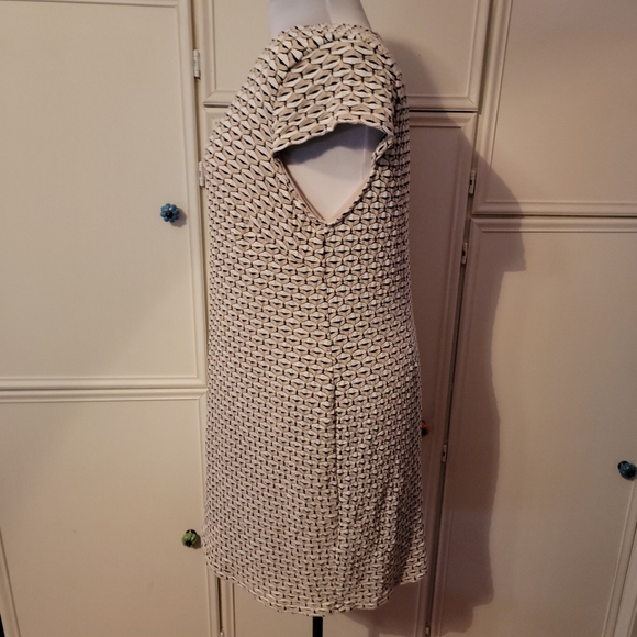 Sharagano Black White Tan Geometric Print Dress - Picture 2 of 5